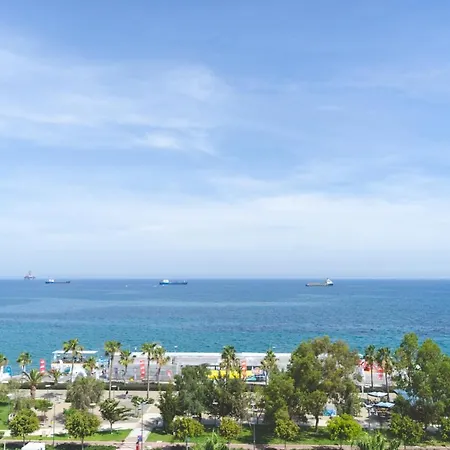 Just A Seaview Apt. * Location * Center * Апартаменты